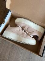 Nike Air Force 1, Kleding | Dames, Schoenen, Ophalen, Zo goed als nieuw