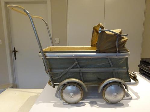 antieke poppenwagen, Antiquités & Art, Antiquités | Jouets, Enlèvement
