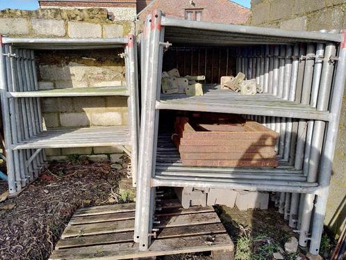 Echafaudage en acier, Doe-het-zelf en Bouw, Steigers, Gebruikt, Gevelsteiger, 2 tot 5 meter, Ophalen