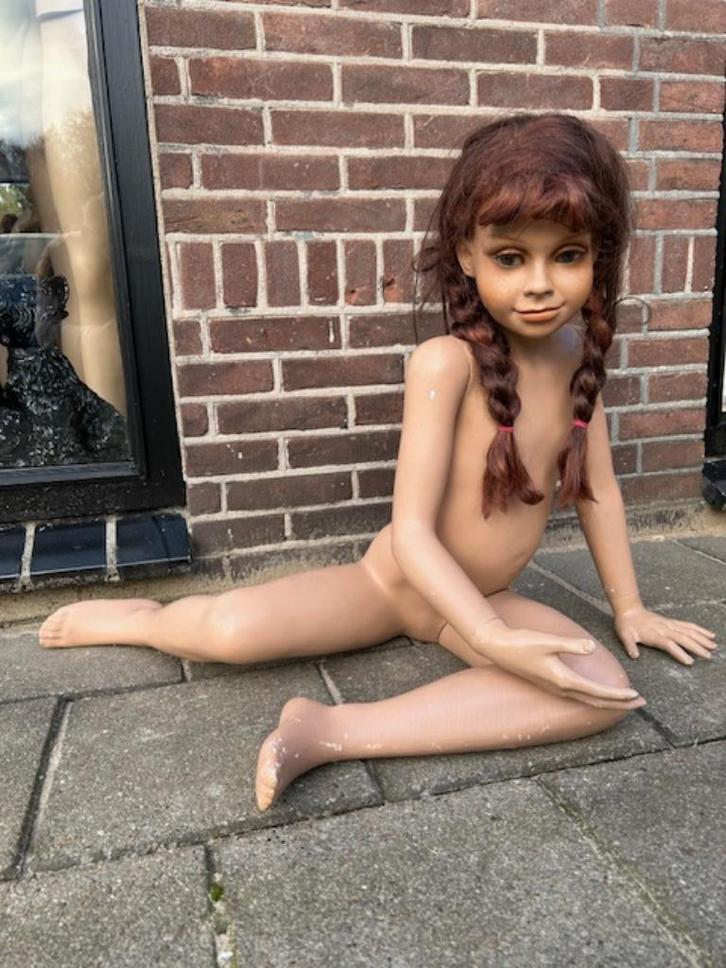 kinder etalagepop paspop mannequin merk Hindsgaul, Kinderen en Baby's, Overige Kinderen en Baby's, Ophalen of Verzenden