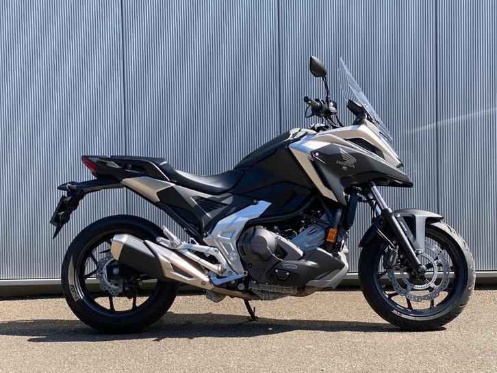 Honda NC750X DCT van 2022 met 10400km / Garantie tot 2027, Motoren, Motoren | Honda, Bedrijf, Toermotor, meer dan 35 kW, 2 cilinders