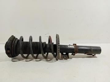 VEERPOOT LINKS VOOR Skoda Fabia II (5J) (6Q0413031BJ) beschikbaar voor biedingen