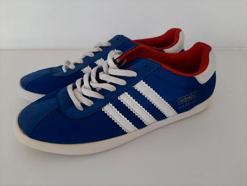 Adidas Gazelle - old school, Kleding | Heren, Schoenen, Zo goed als nieuw, Sportschoenen, Blauw, Ophalen of Verzenden