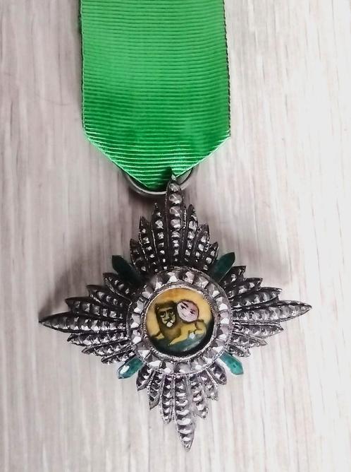 Orde van de Leeuw en de Zon Kadjar 4-puntige ster oud  3, Verzamelen, Militaria | Algemeen, Ophalen