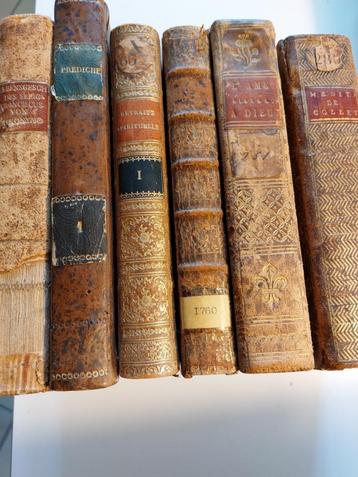 oude boeken beschikbaar voor biedingen