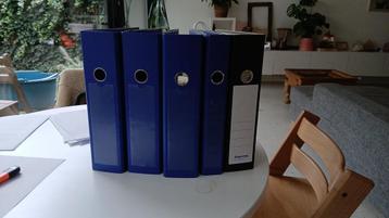 Archiefkasten/bureau met stevige hendel  beschikbaar voor biedingen