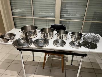 4 x kookpot en 3 stoomschalen beschikbaar voor biedingen