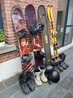 Geheel v snowboards, ski's, botten, Sports & Fitness, Snowboard, Enlèvement, Comme neuf, Fixations