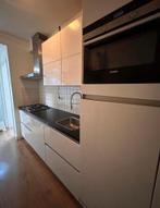 CUISINE DROITE BRILLANTE 3 MÈTRES +APPAREILS