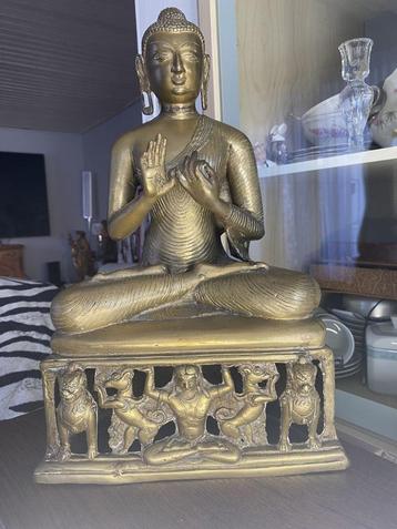 Vairochana Boeddhabeeld 39 x 24 x 14cm beschikbaar voor biedingen