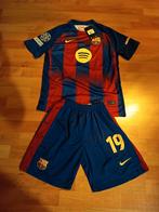 Nieuwe voetbal tenu, Sport en Fitness, Voetbal, Ophalen of Verzenden