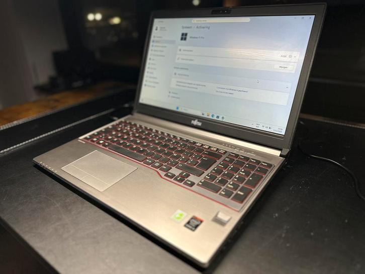 Fujitso laptop te koop! Geen minimum prijs!! Bieden, Informatique & Logiciels, Ordinateurs portables Windows, Utilisé, 15 pouces