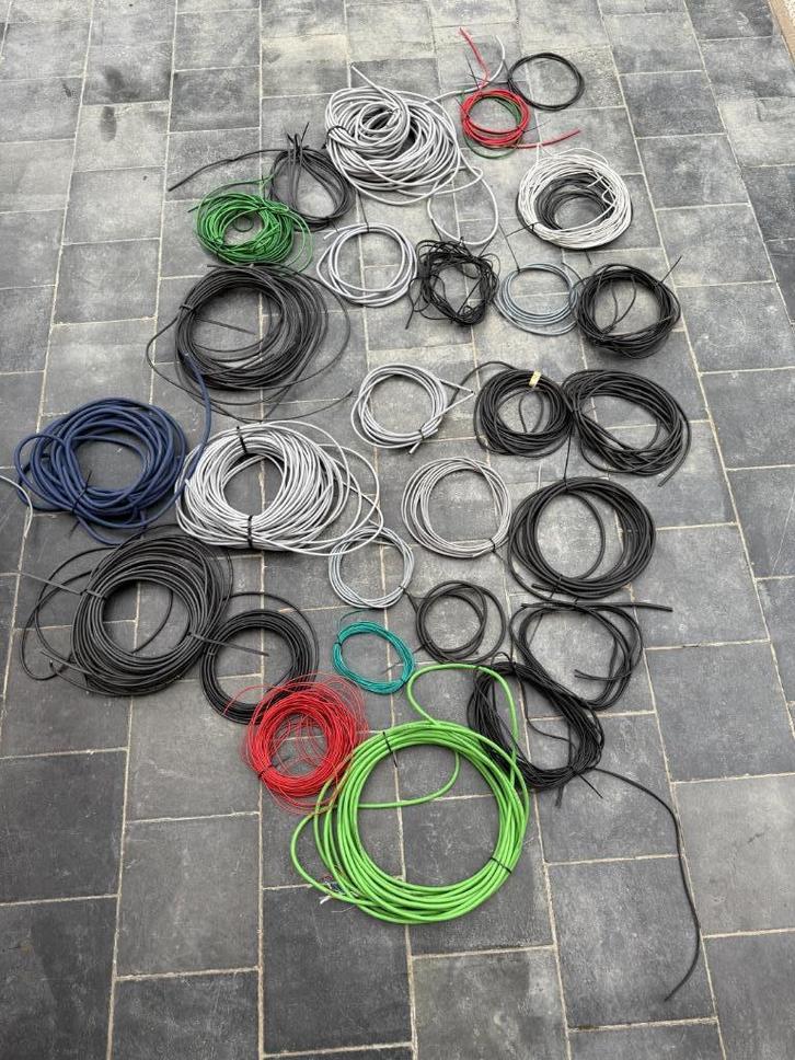 Lot kabels Audio/ Video /COAX, Audio, Tv en Foto, Audiokabels en Televisiekabels, Zo goed als nieuw, Overige kabels, 10 meter of meer