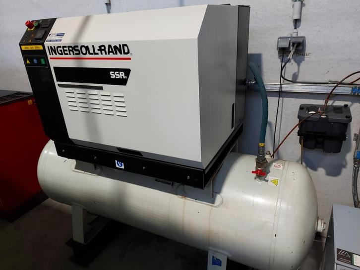 schroefcompressor Ingersoll-rand, Doe-het-zelf en Bouw, Compressors, Gebruikt, 6 tot 10 bar, 100 liter of meer, 800 liter/min of meer