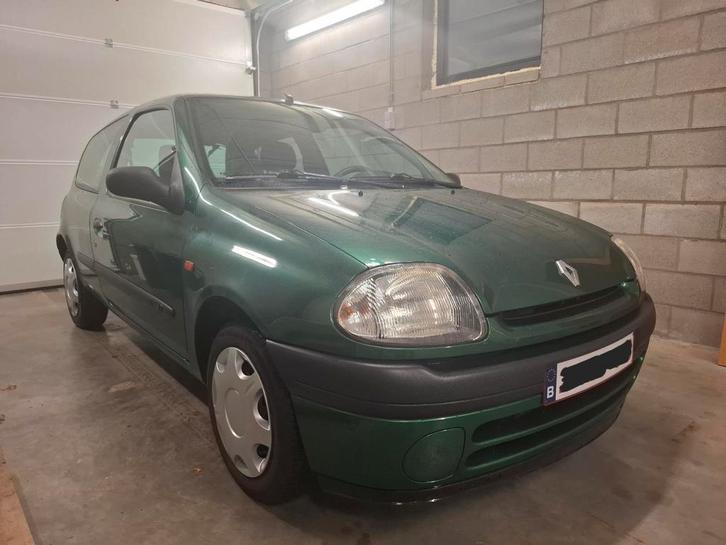 Renault Clio 1.2 RN - 2000 97k km - demande d'immatri, Autos, Renault, Particulier, Clio, Essence, Euro 2, Hatchback, 3 portes