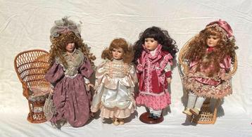 Collectie van 4 Antiek 1900 stijl porseleinen poppen beschikbaar voor biedingen