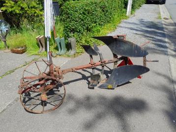 Ancienne charrue en métal, Enlèvement