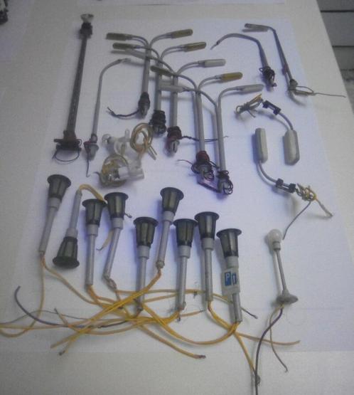 Verkoop 23 verschillende H0-straatverlichting (NMBS), Hobby en Vrije tijd, Modeltreinen | H0, Gebruikt, Overige typen, Gelijkstroom of Wisselstroom