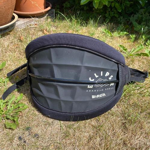 Manera Eclipse kite harnas (trapeze) Small, Watersport en Boten, Kitesurfen, Zo goed als nieuw, Trapeze, Geen board, Ophalen