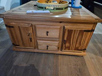 Table basse beschikbaar voor biedingen