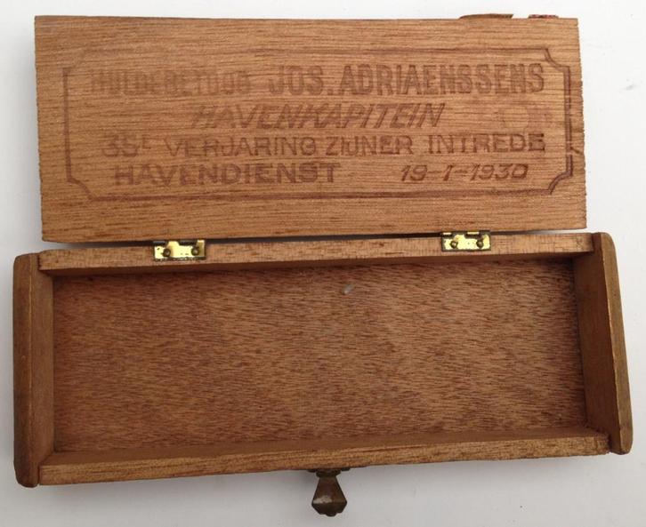 AFSCHEIDSKISTJE, Verzamelen, Overige Verzamelen, Gebruikt, Ophalen of Verzenden