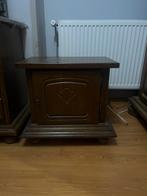 1 table de chevet à donner, Maison & Meubles, Enlèvement, Comme neuf