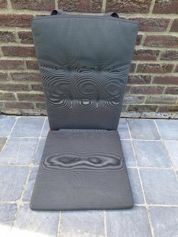 6 x Kwalitatieve Tuinstoelkussens (Water Resistant) beschikbaar voor biedingen