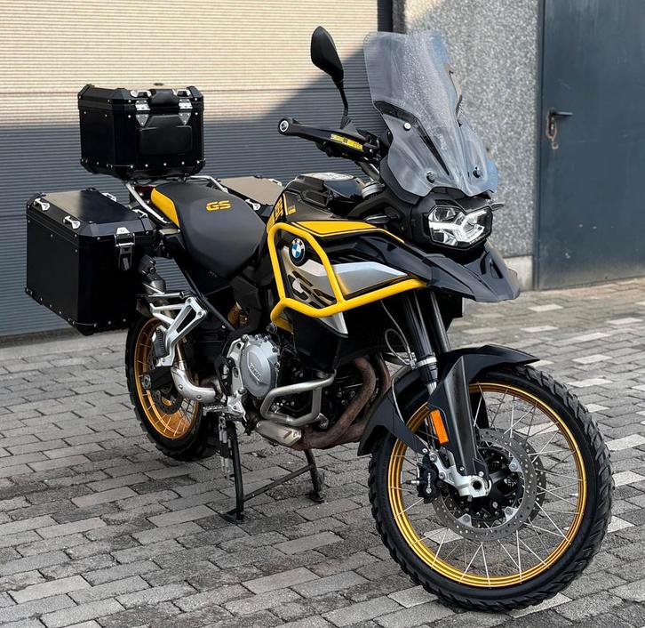 BMW 850GS 2021 3000 KM ! AKRAPOVIC QUICKSHIFTER 40 ANS EDT, Motos, Motos | BMW, Particulier, ABS, Régulateur de vitesse, Poignées chauffantes