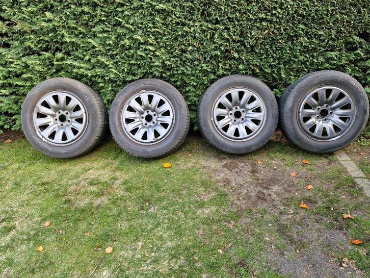 4winterbanden+ 2 zomerbanden 225 /60 R 17  99H, Auto-onderdelen, Banden en Velgen, Velg(en), Zomerbanden, Gebruikt, Ophalen