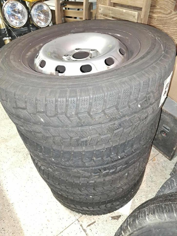 All Season bandensets Mercedes Vito,Viano,..., Auto-onderdelen, Banden en Velgen, Banden en Velgen, All Season, 16 inch, 195 mm