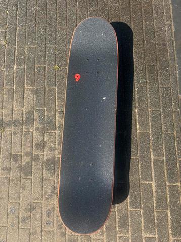 Skateboard birdhouse  beschikbaar voor biedingen