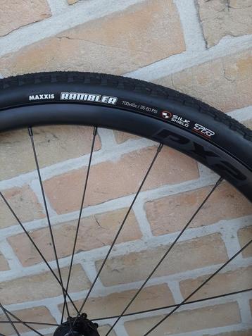 gravel wielen nieuw, Neuf, Général, Giant, Enlèvement