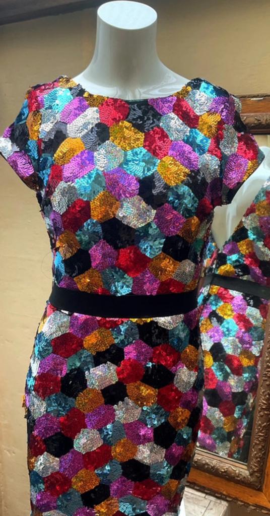 Robe de soirée Lipsy petite taille, Vêtements | Femmes, Robes, Comme neuf, Taille 36 (S), Autres couleurs, Au-dessus du genou