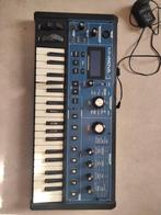 Novation mininova, Muziek en Instrumenten, Synthesizers, Novation, Met midi-aansluiting, Gebruikt, Overige aantallen