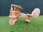 Houten speelgoedvlieger waar je kind mee kan rijden, Ophalen, Zo goed als nieuw