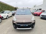 Peugeot Partner Tepee 1.6i Active Airco * 1 JAAR GARANTIE *, Auto's, Peugeot, Voorwielaandrijving, Gebruikt, Zwart, 4 cilinders