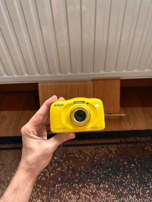 Nikon 13,2 Megapixels digitale camera, Audio, Tv en Foto, Fotografie | Onderwatercamera's, Zo goed als nieuw, Camera, Ophalen