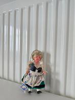 Poupée folklorique 6, Enlèvement ou Envoi