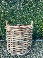Te koop gevlochten mand, Ophalen, Gebruikt, Mand, Rond