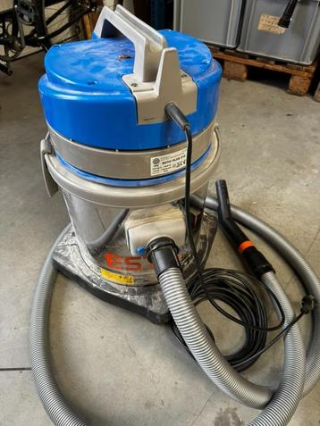 Stofzuiger (ook vloeistof), Doe-het-zelf en Bouw, Ophalen, Zo goed als nieuw, Waterstofzuiger