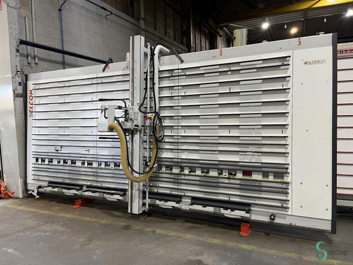 Verticale platenzagen/wandzagen Elcon D 215 2012, Zakelijke goederen, Machines en Bouw | Houtbewerking