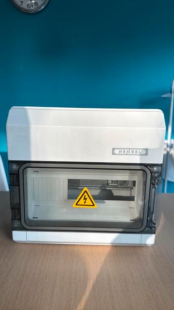 Electriciteitskast 12 modules - 1 rij beschikbaar voor biedingen