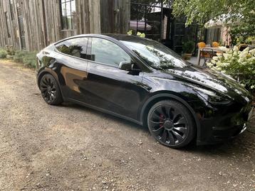 Tesla model Y sport 