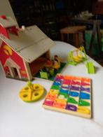 Fisher Price schooltje met bel en alfabet., Ophalen, Gebruikt