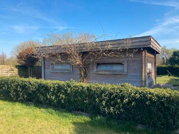 Tuinhuis te koop beschikbaar voor biedingen