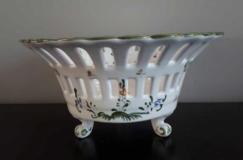Fruitschaal van Moustiers, Antiek en Kunst, Curiosa en Brocante, Ophalen of Verzenden