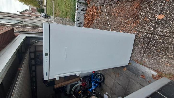 Liebherr diepvries No frost, Elektronische apparatuur, Koelkasten en IJskasten, Zo goed als nieuw, Ophalen