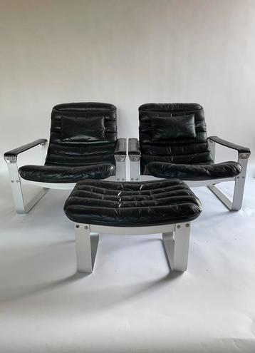Pulkka Lounges Chairs beschikbaar voor biedingen
