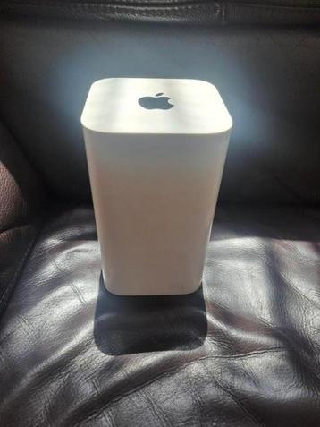 4 routeurs sans fil Apple AirPort Extreme Base Station 6e gé beschikbaar voor biedingen