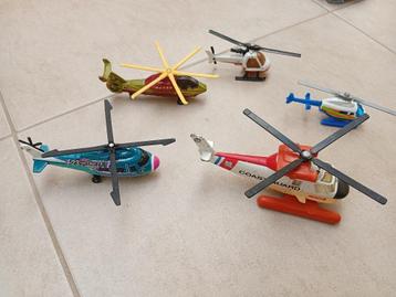 Helicopters  beschikbaar voor biedingen